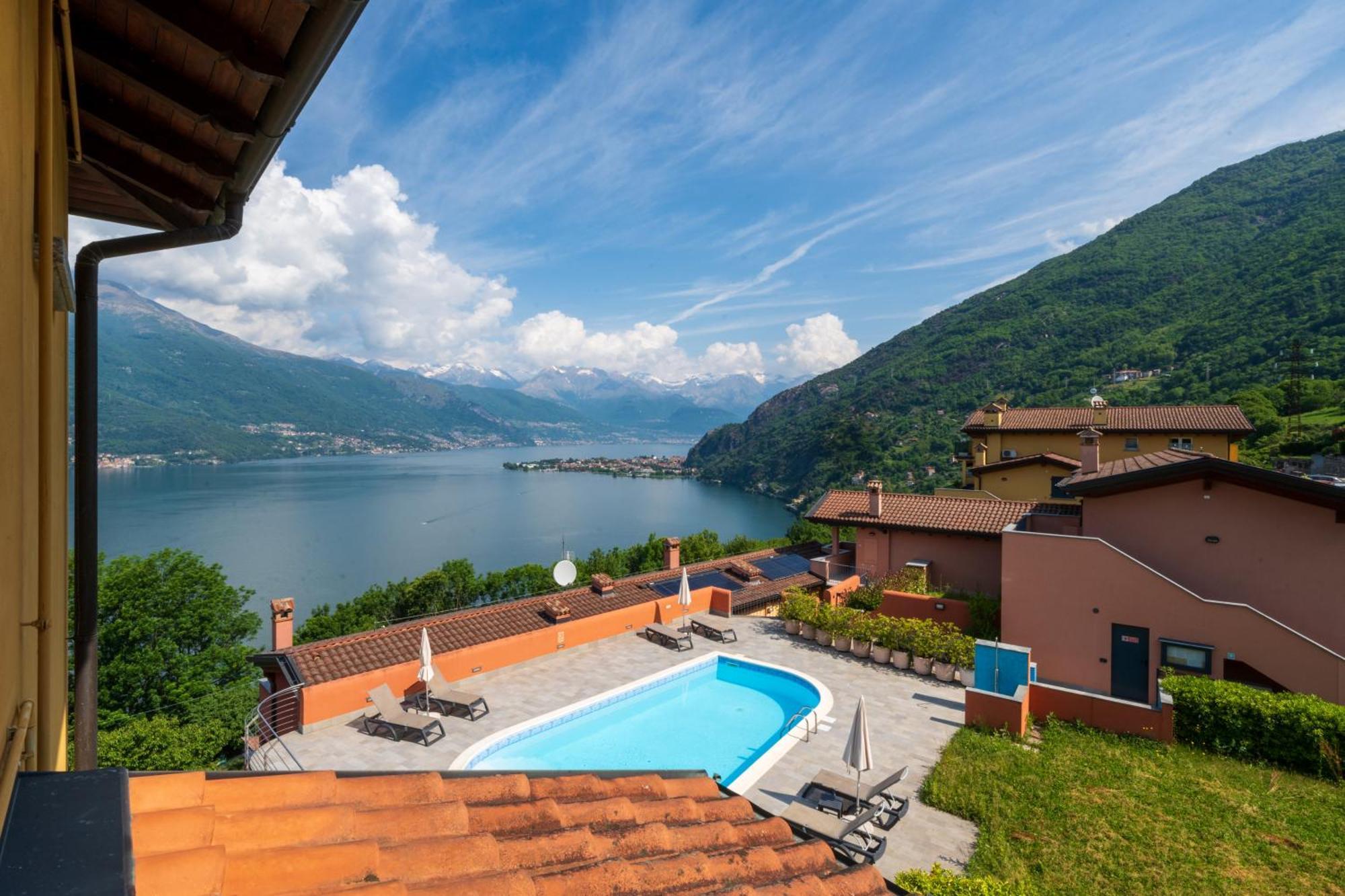 Stunning Apartment- Terrace And Swimming Pool Bellano Luaran gambar