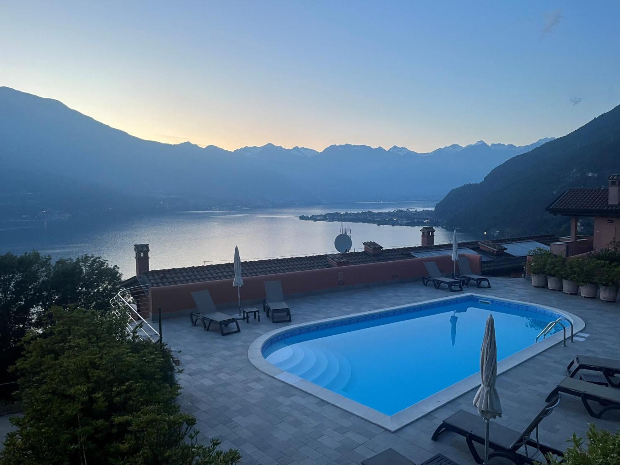 Stunning Apartment- Terrace And Swimming Pool Bellano Luaran gambar